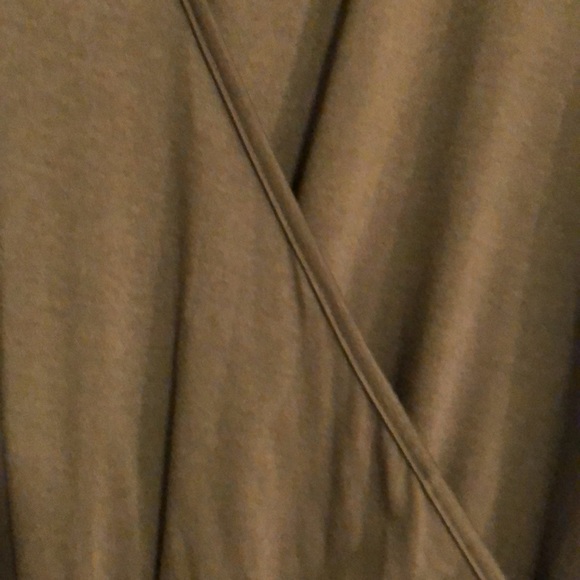 Green jumpsuit with side pockets - Picture 3 of 4